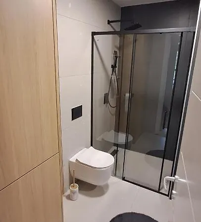 Avisi Living Διαμέρισμα Τρέμπινιε