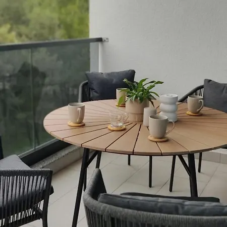 Avisi Living